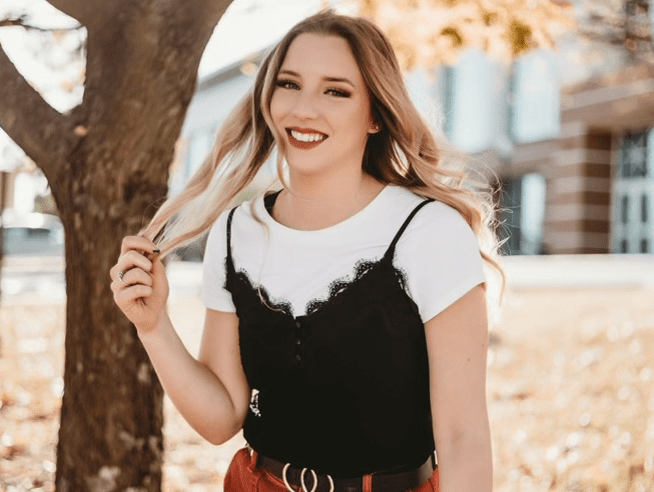 Kayli-thumb